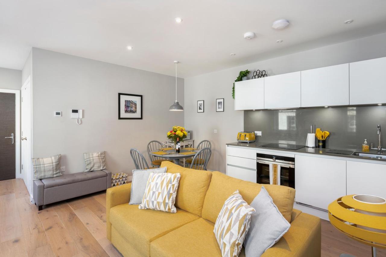 The Hastings, Lower Borough Walls Бат Экстерьер фото